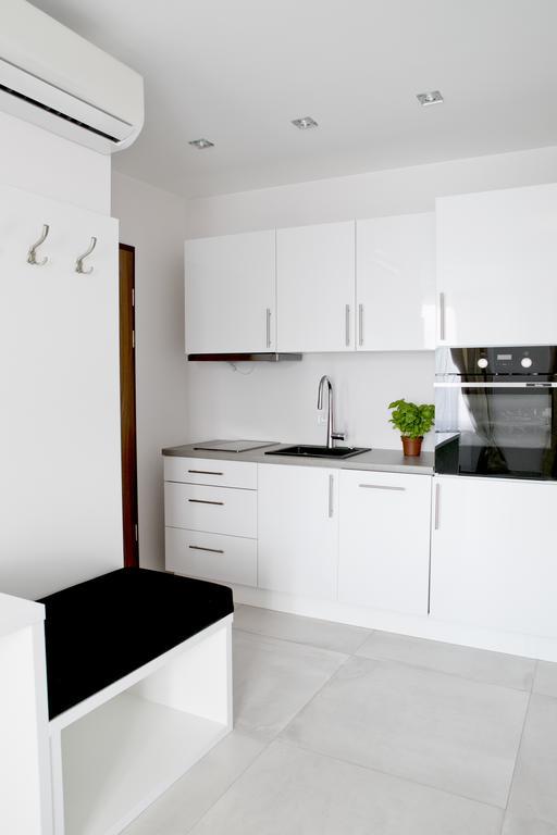 Elegant City Center Apartment 7A Краків Екстер'єр фото