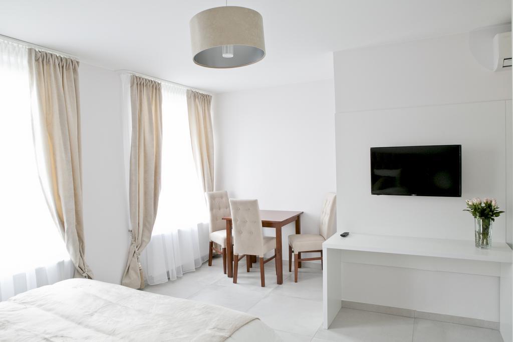 Elegant City Center Apartment 7A Краків Екстер'єр фото